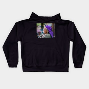 Old Woman. Kids Hoodie